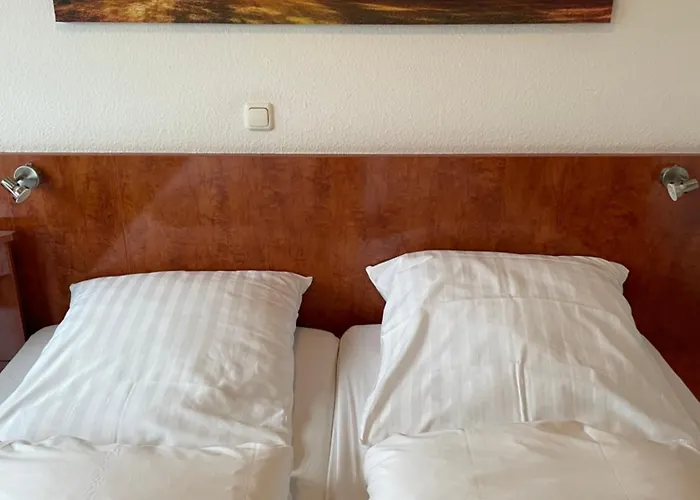 Merkenich Hotel 3*