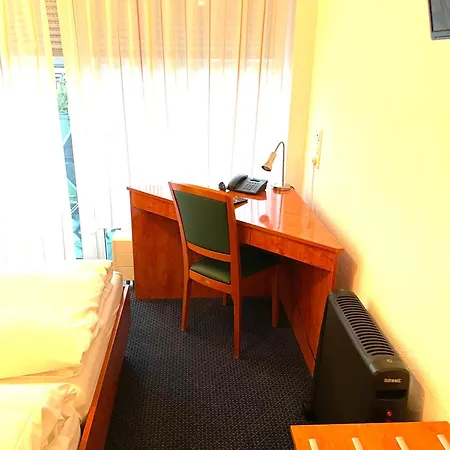 Hotell Merkenich Köln